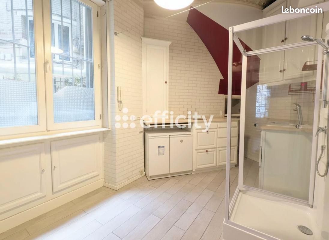 Appartement 1 pièce 17 m² · à Paris · 17 m² · 149 000 €