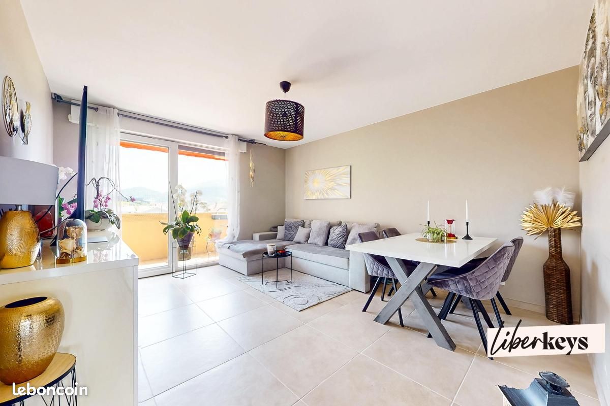 Appartement 4 pièces 82 m² · à Annemasse · 82 m² · 353 000 €