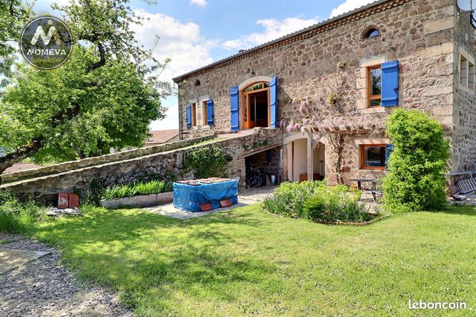 Ferme 12 pièces 322 m²