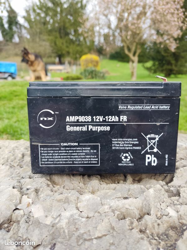 Batteries (image 2)