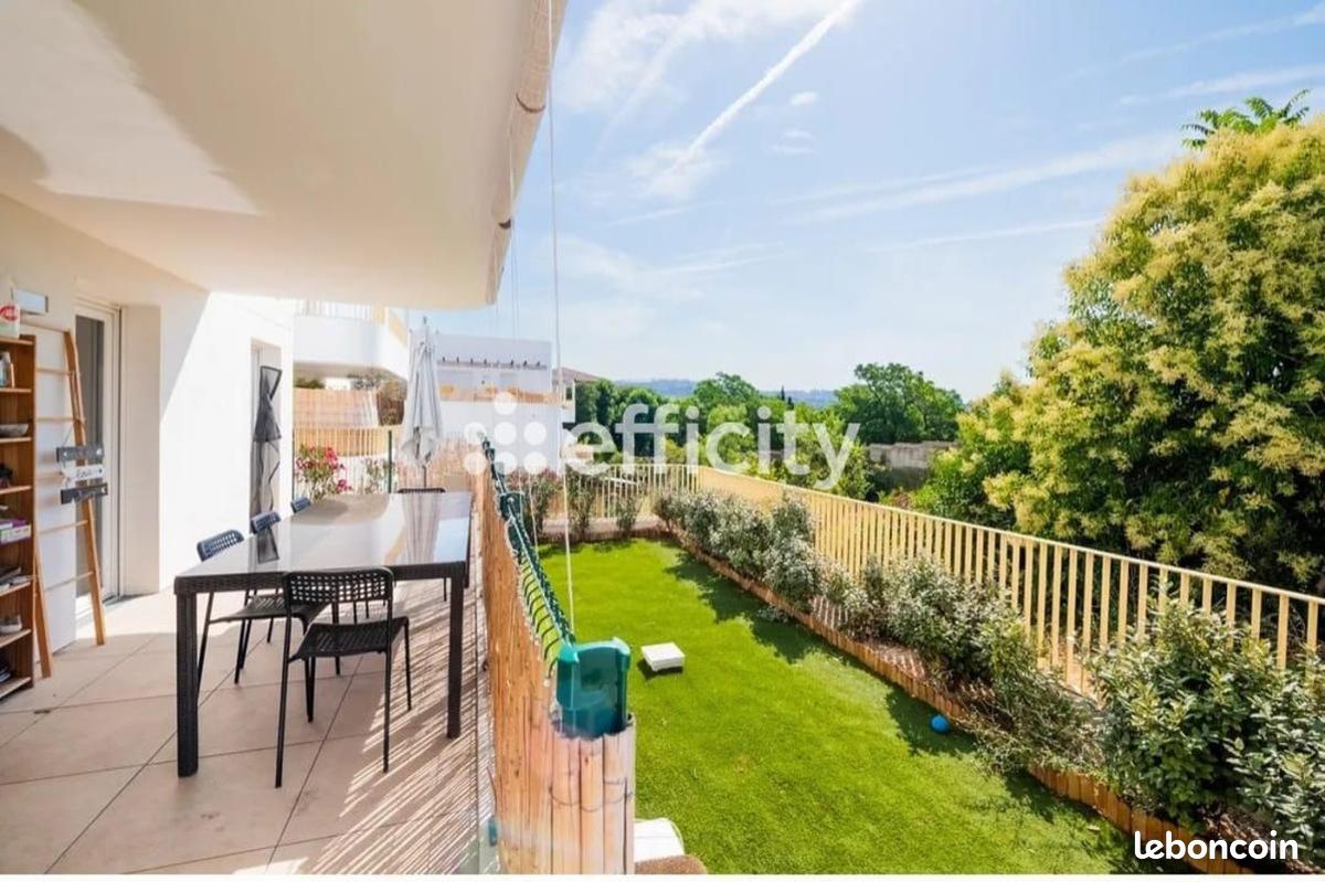 Appartement 3 pièces 65 m² · à Marseille · 65 m² · 225 000 €