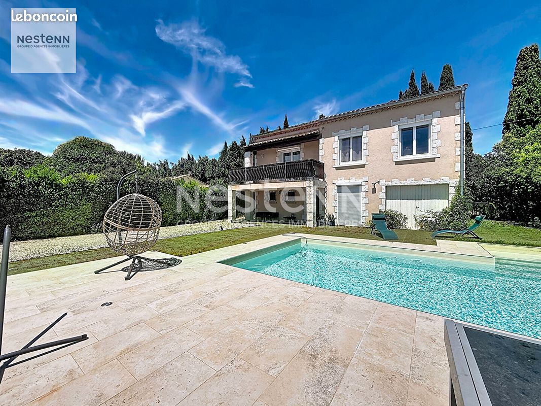 Maison 6 pièces 160 m² · à Mouriès · 160 m² · 535 000 €
