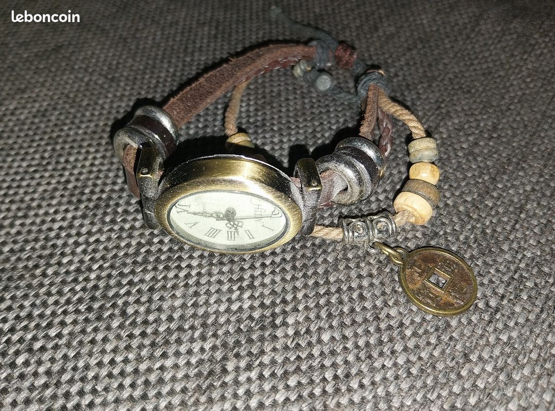 Montre pour femme avec bracelet intégré (image 1)