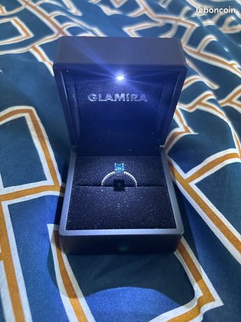 Bague de fiançailles en or blanc Glamira – Topaze bleue diamants