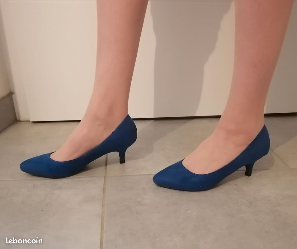 Escarpins bleu taille 38/39 (image 3)