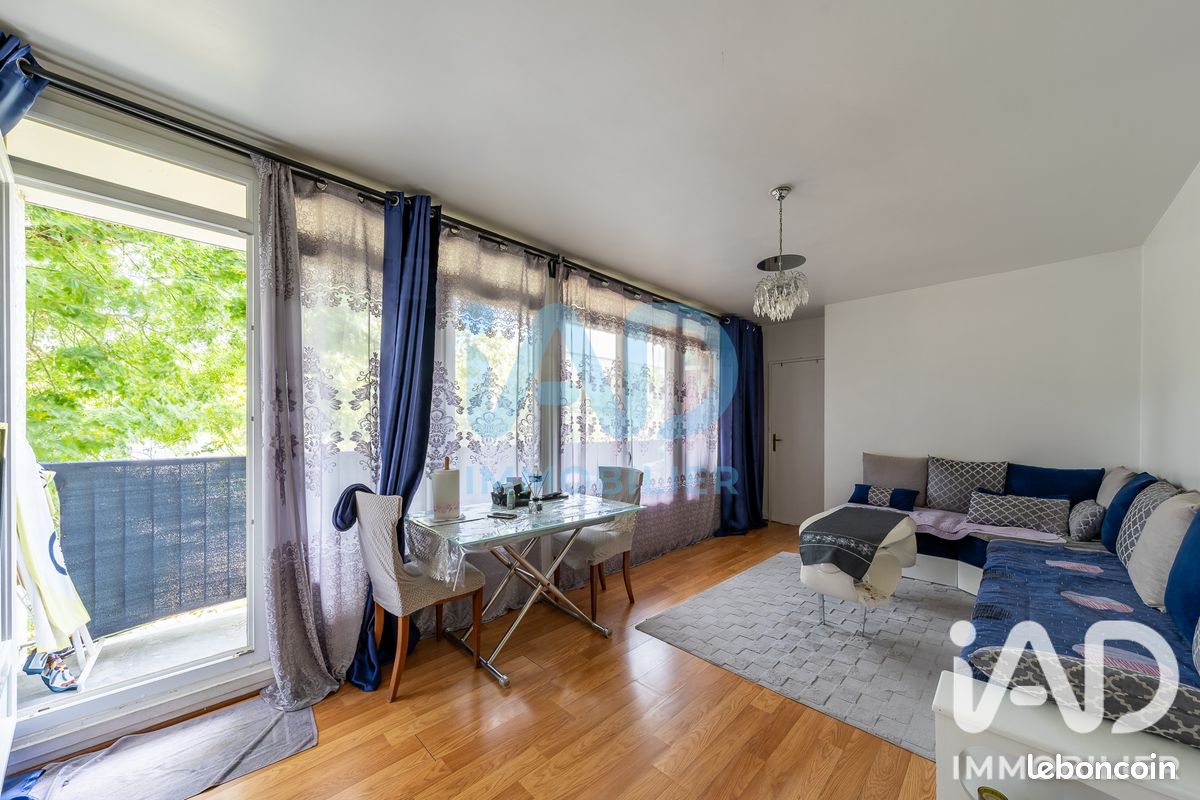 Appartement 3 pièces 65 m² · à Vitry-sur-Seine · 65 m² · 245 000 €