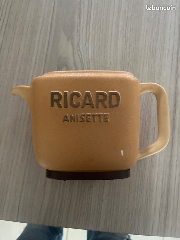 Pichet Ricard (image 1)