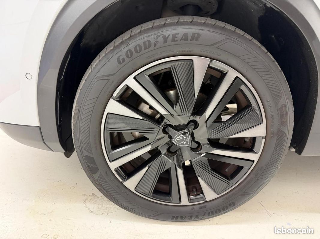 PEUGEOT 2008 1.2i 12V S&S - 130 - BV EAT8 II GT PHASE 2 (image 18)