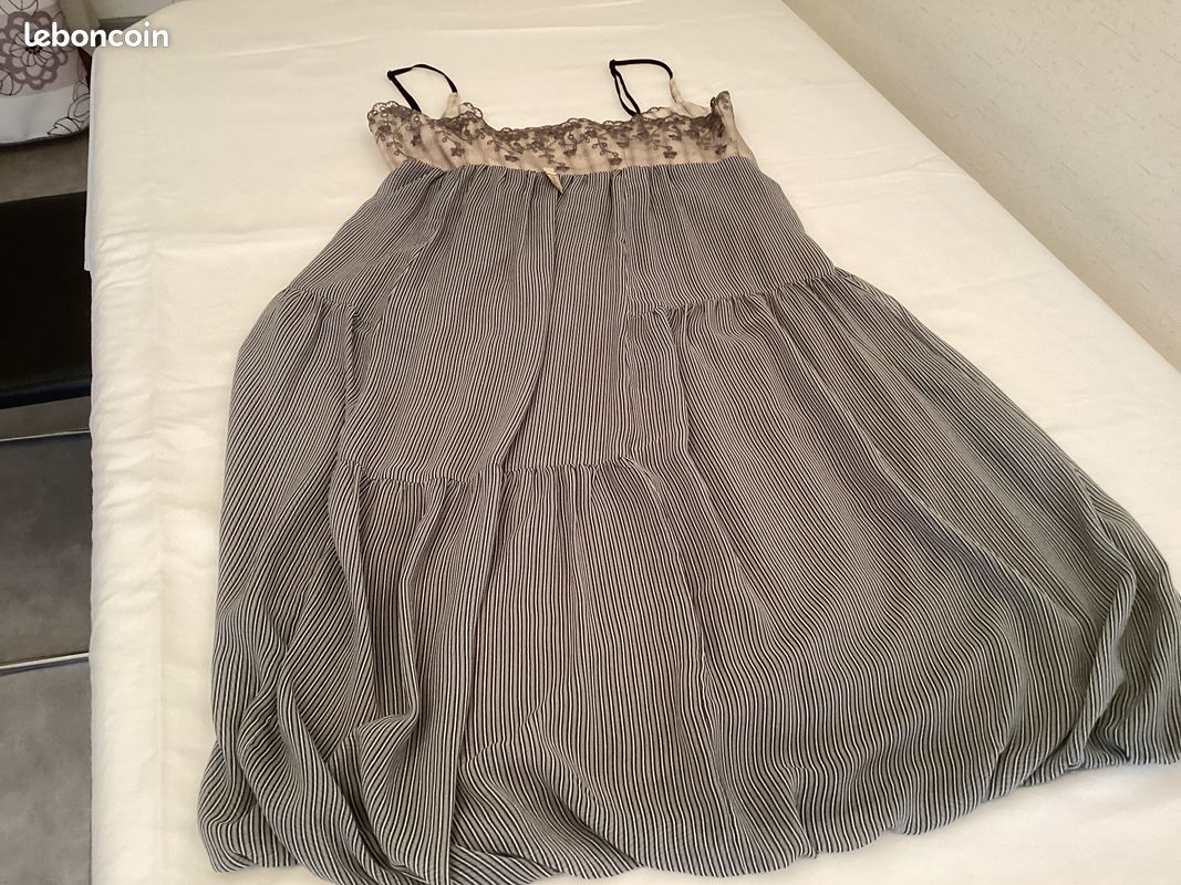 Robe (image 4)