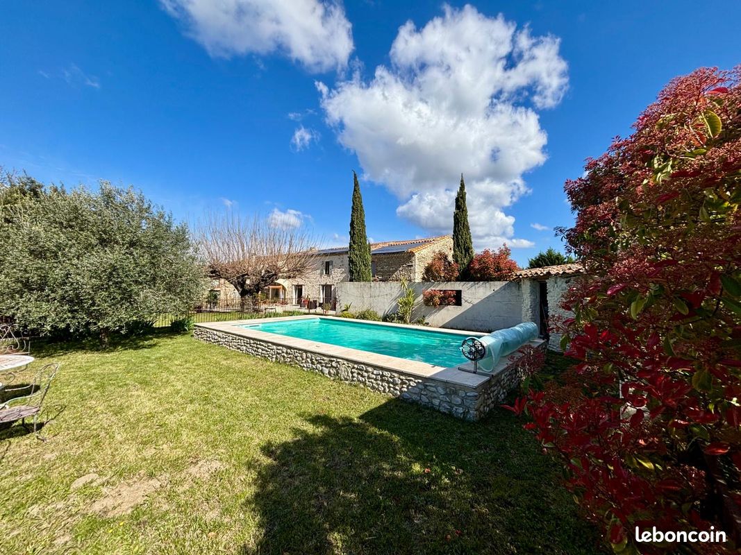 Mas 8 pièces 240 m² (image 3)