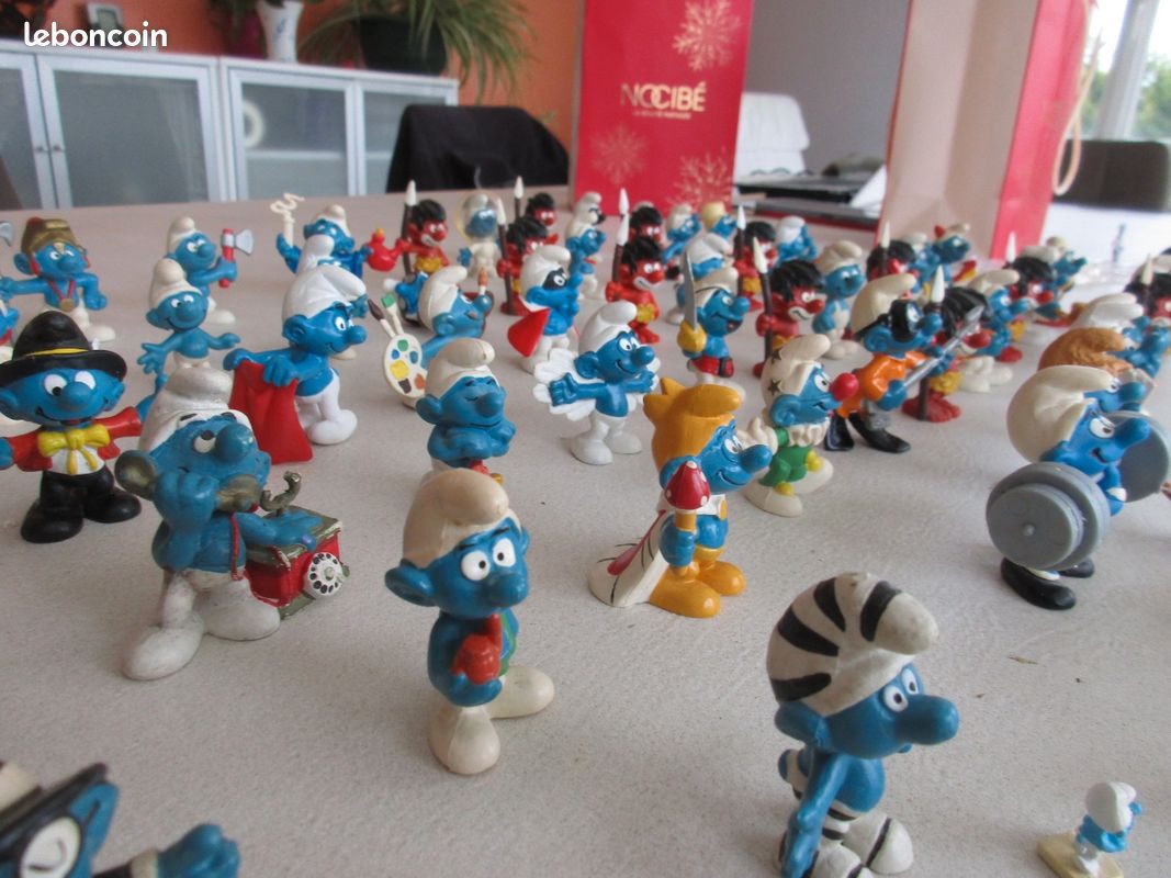 Lot de 70 figurines Schtroumpfs Schleich - Jeux & Jouets