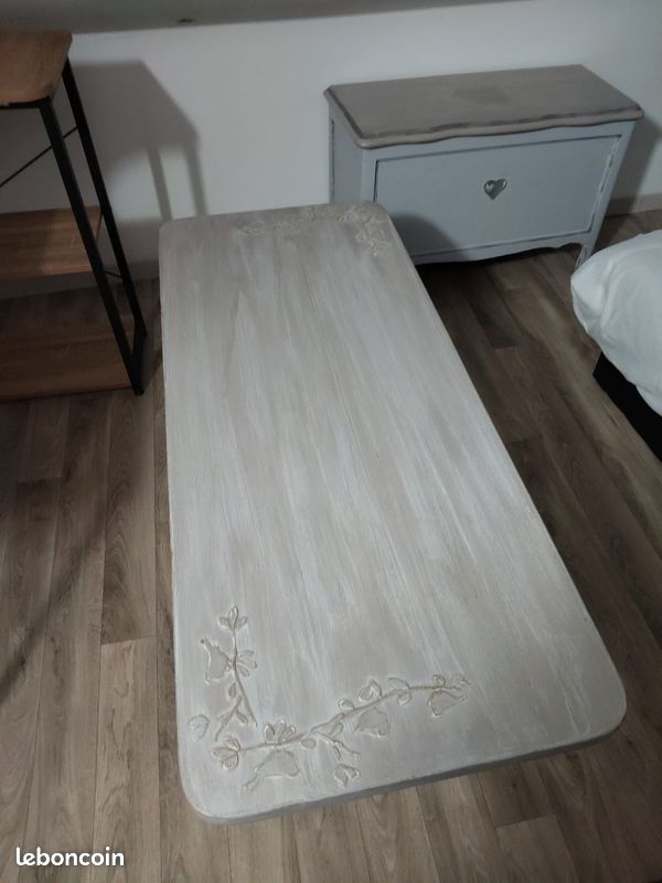 Table basse chêne massif (image 1)