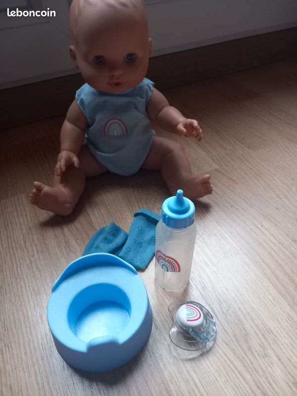 Poupon Tom boit et fait pipi (image 3)