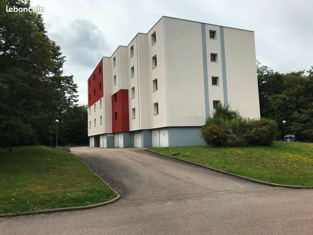 Studio 1 pièce 26 m²
