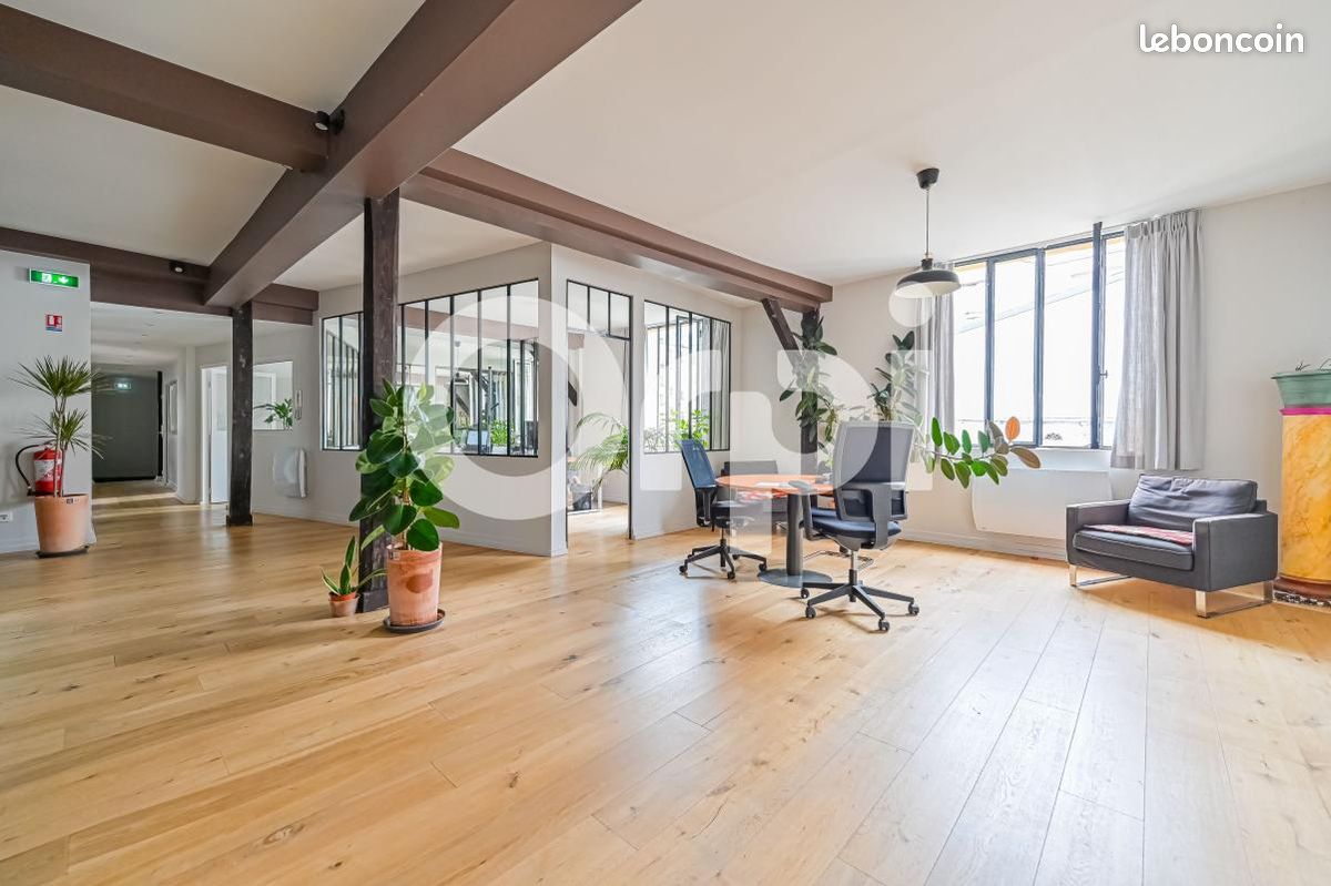 Appartement 5 pièces 205 m² · à Paris · 205 m² · 2 250 000 €