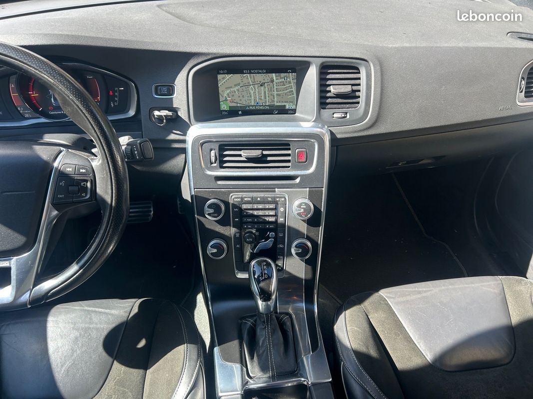 VOLVO S60 D3 150 R-DESIGN 150Ch Garantie 12 mois (image 10)