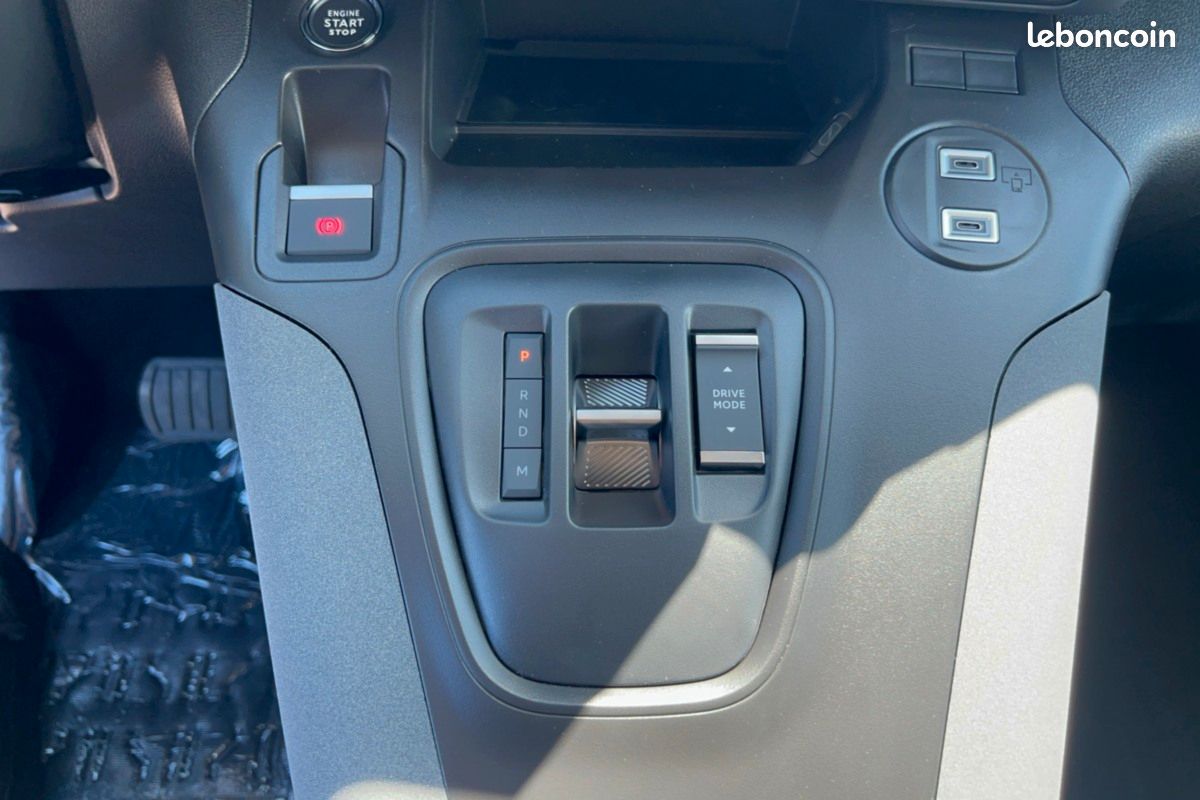 Peugeot Rifter BLUEHDI 130 EAT8 ALLURE 0MALUS (image 11)