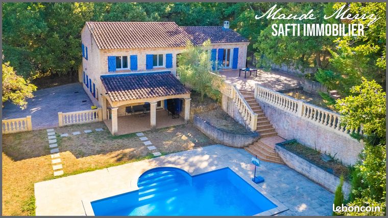 Villa 8 pièces 160 m²