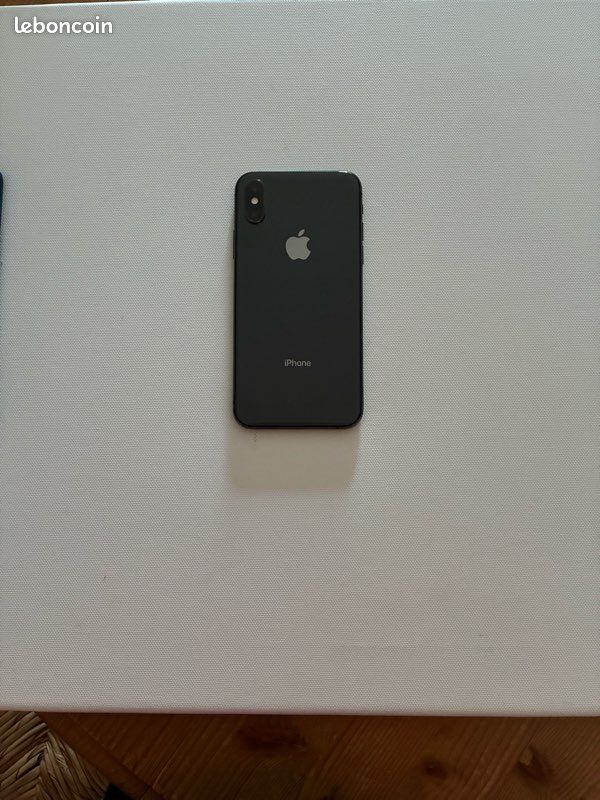 IPhone XS (image 1)