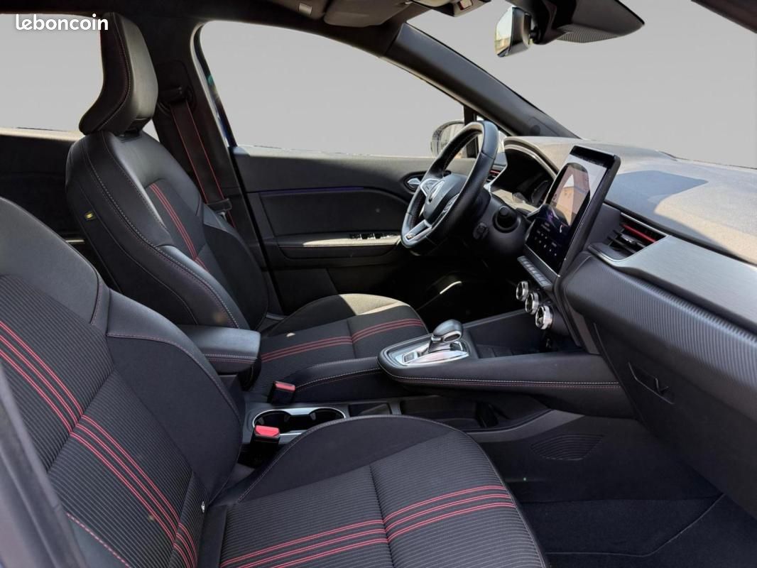 Renault Captur E-Tech 145 - 21B R.S. Line (image 13)