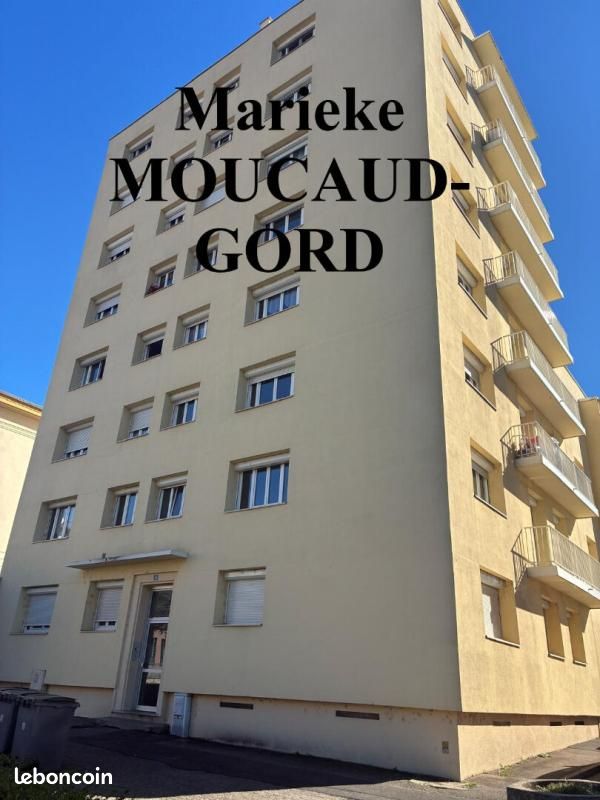 Appartement 2 pièces 50 m² · au Chambon-Feugerolles · 50 m² · 45 000 €