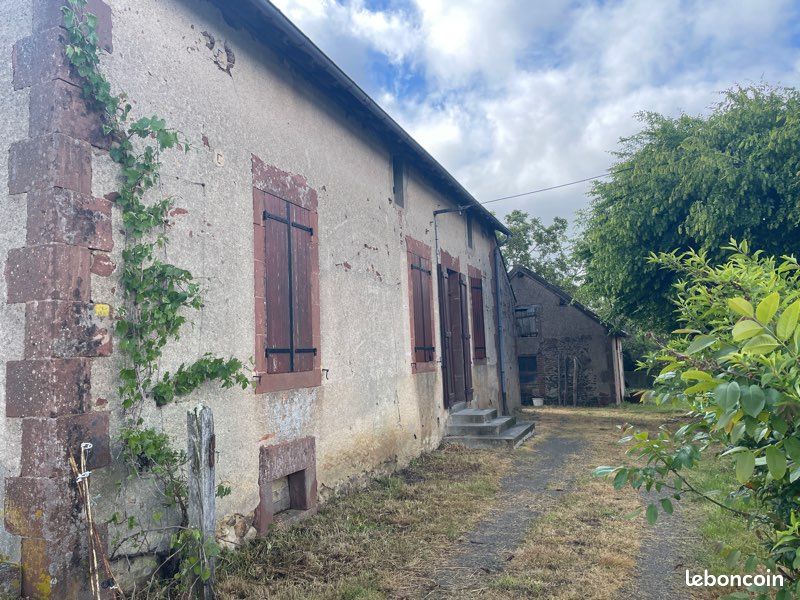 Maison 5 pièces 106 m² · à Saint-Léon · 106 m² · 70 000 €