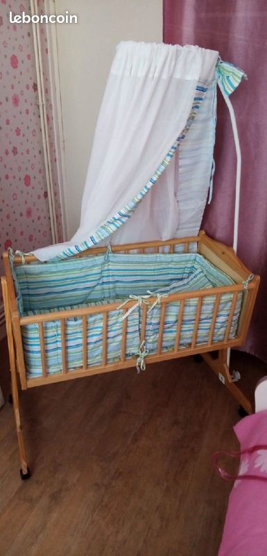 Lit pour bébé (image 1)