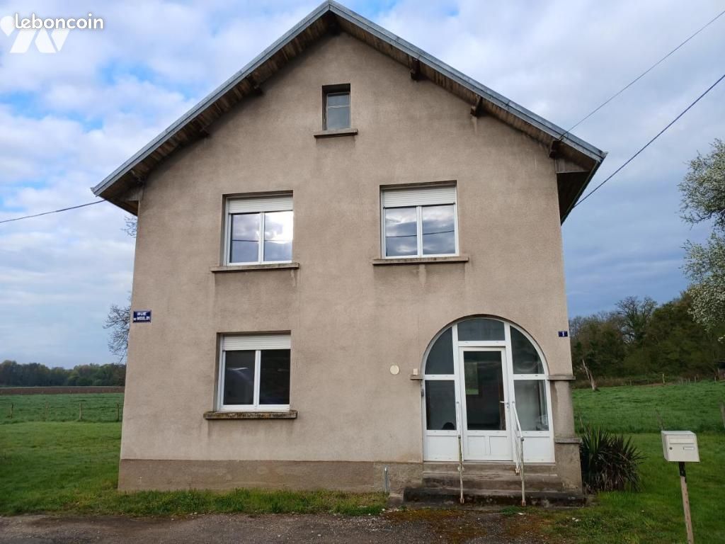 Maison 3 pièces 100 m² · à Longevelle-sur-Doubs · 100 m² · 100 000 €