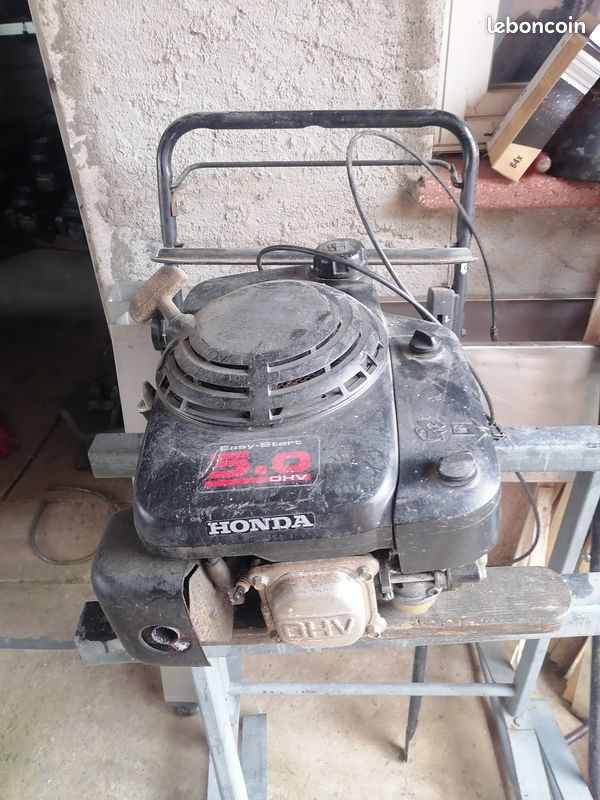 Vend moteurs tondeuse Honda (image 2)