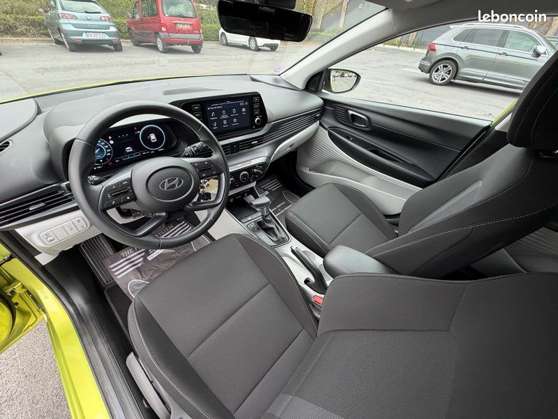Hyundai i20 T-GDI 100 Hybrid DcT 7 (image 14)