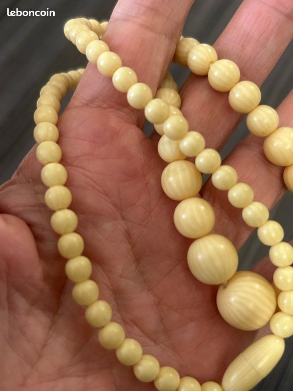 Collier Vintage Perles Bakélite Beige - Fermoir à Vis Doré - Bijou Rétro Années 50