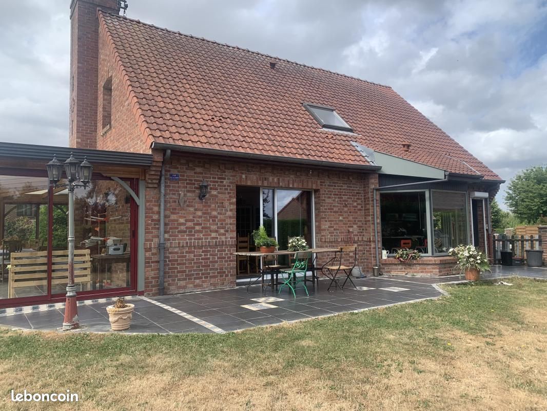 Maison 5 pièces 160 m² · à Toufflers · 160 m² · 498 000 €