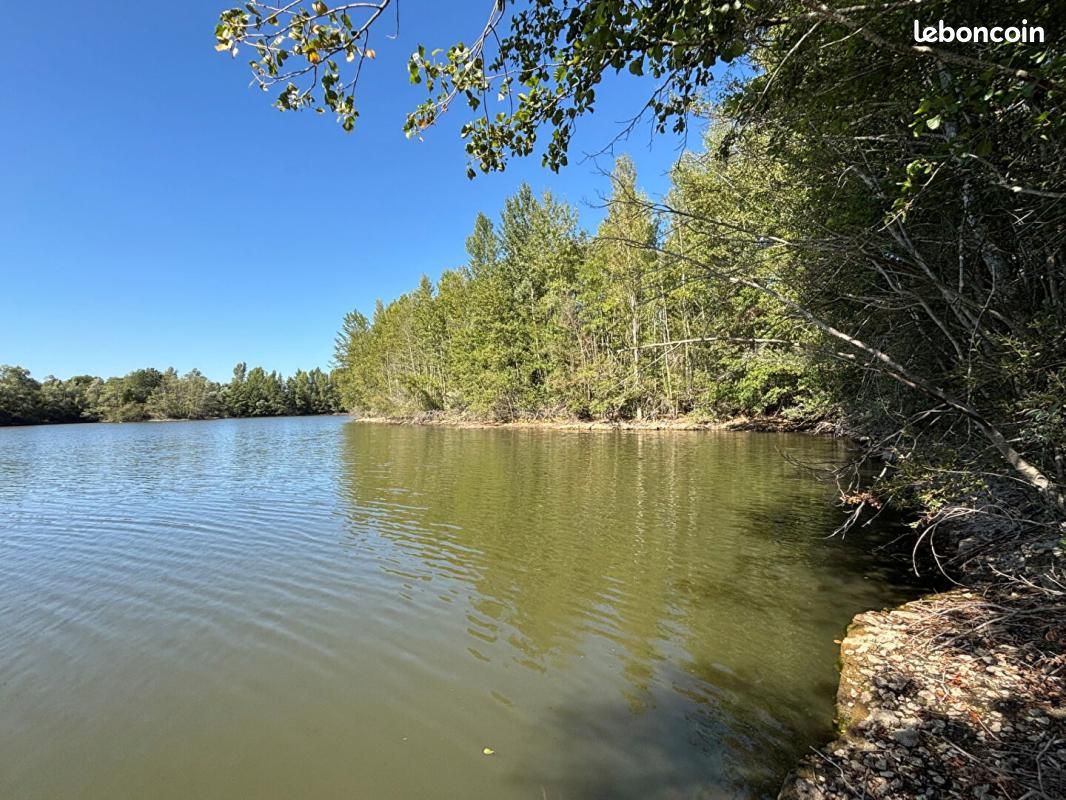 Terrain Beaumont Saint Cyr · à Beaumont Saint-Cyr · 469 900 €
