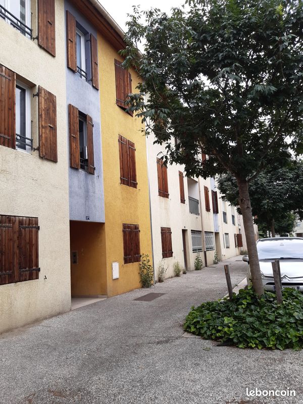 Appartement 3 pièces 65 m² · à Grenoble · 65 m² · 103 000 €