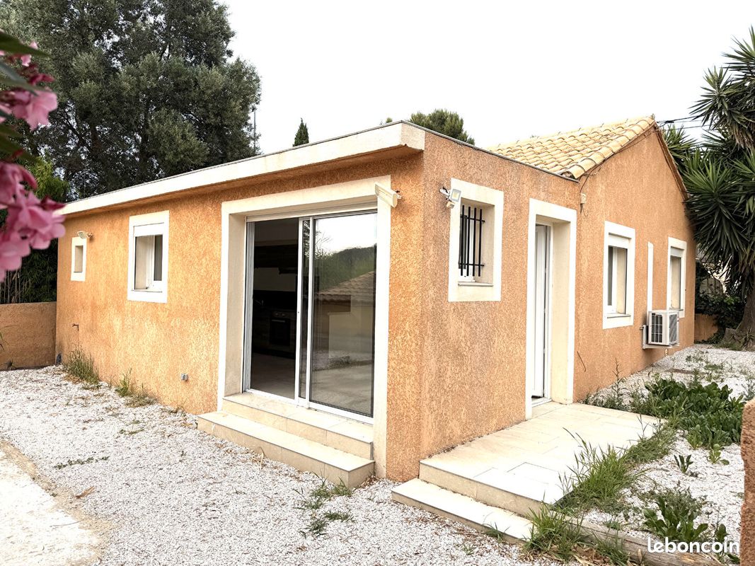 Maison 3 pièces 67 m² · à Saint-Mitre-les-Remparts · 67 m² · 280 500 €