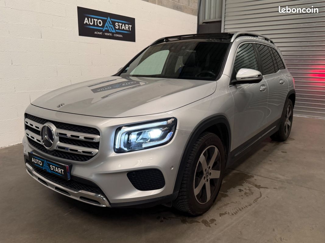 Mercedes GLB 200 d 8DCT / TOIT OUVRANT PANO / SIEGES CHAUFFANTS AV / GRAND ECRAN / CAMERA RECUL / 7 PLACES (image 1)