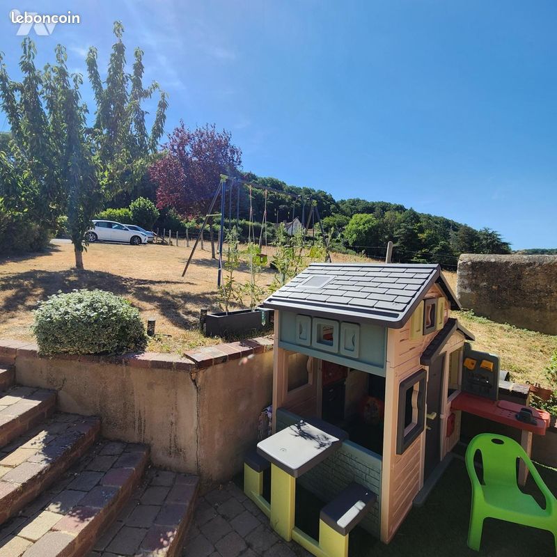 Maison 81 m² · à Val-au-Perche · 81 m² · 147 000 €