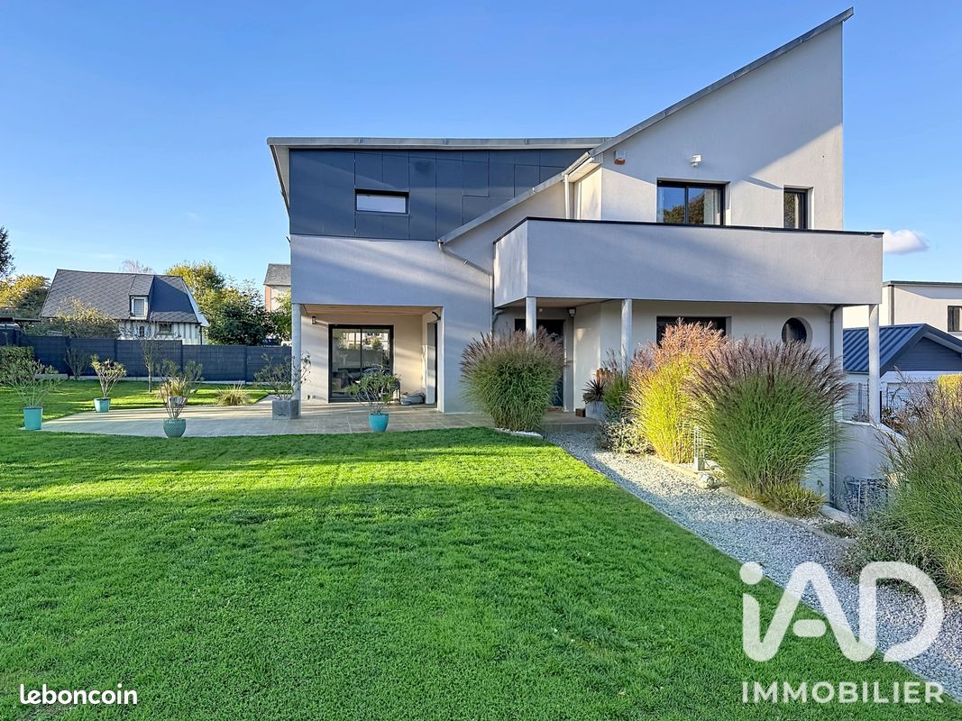 Maison 6 pièces 187 m² · à Elbeuf · 187 m² · 440 000 €
