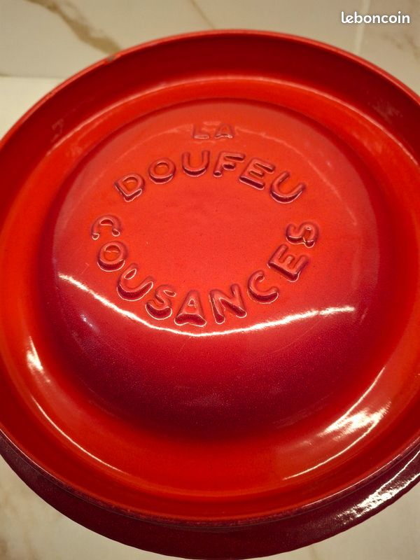 Cocotte en fonte émaillée cousance le creuset  - Arts de la table