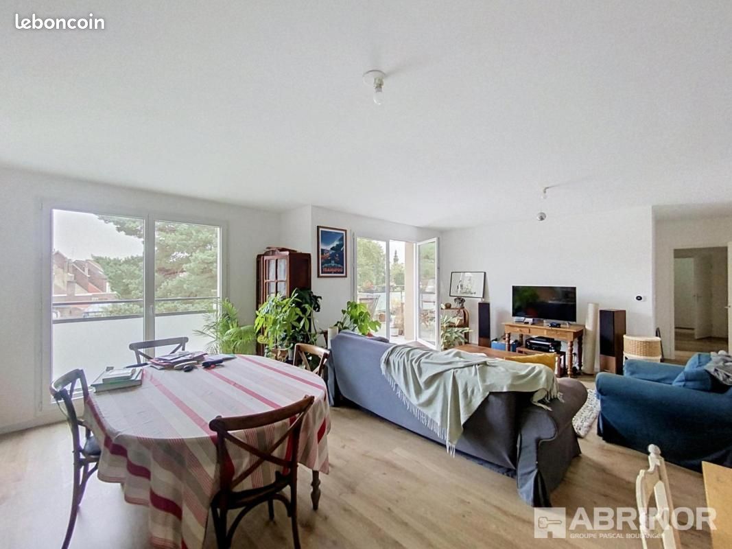 Appartement 4 pièces 98 m² · à Valenciennes · 98 m² · 1 169 €/mois
