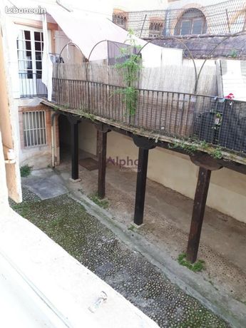 https://img.leboncoin.fr/api/v1/lbcpb1/images/12/a9/2f/12a92fbd294e97f224dc141836c8b2e884b8c1da.jpg?rule=ad-image