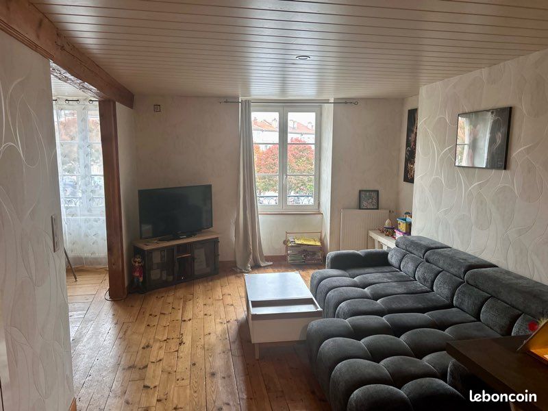 Appartement 3 pièces 84 m² · au Puy-en-Velay · 84 m² · 124 900 €