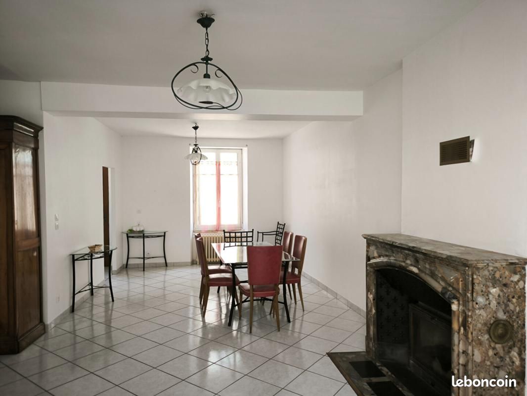 Maison 6 pièces 141 m² · à Azay-sur-Cher · 141 m² · 286 200 €