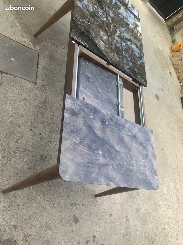 Table à mangé (image 2)
