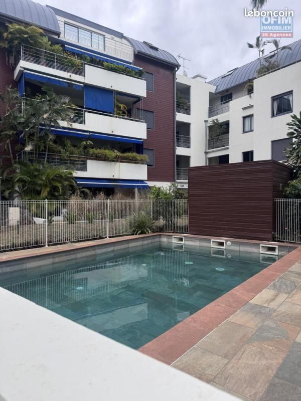Appartement 2 pièces 33 m² · à Saint-Denis · 33 m² · 879 €/mois