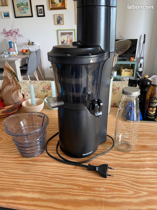 Extracteur de jus (image 1)