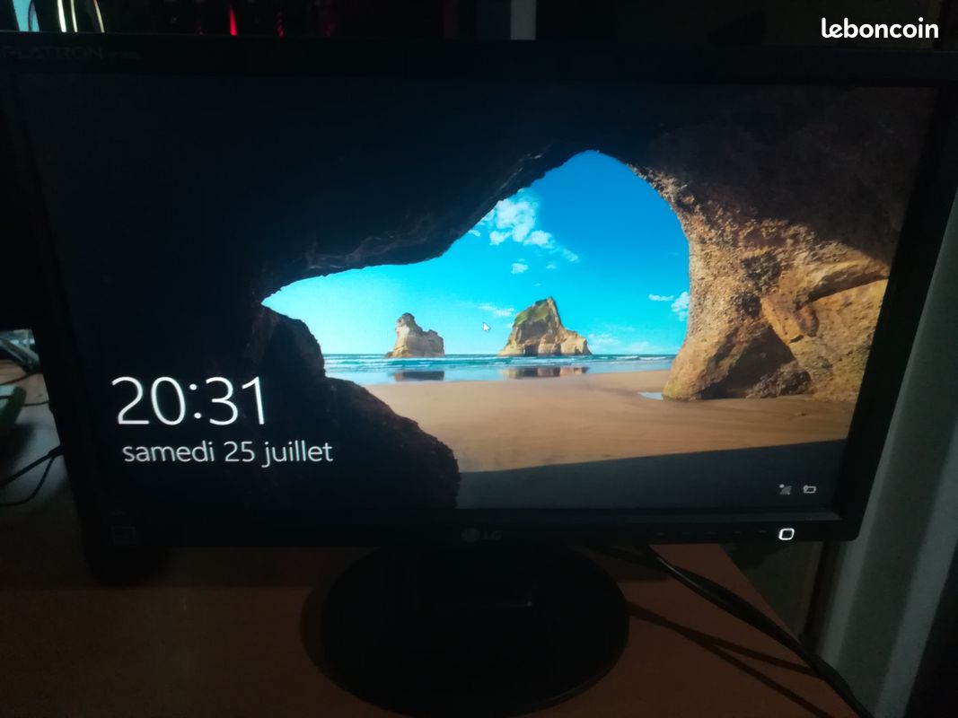 Ecran PC 18.5" LG FLATRON W1946S-BF (image 2)