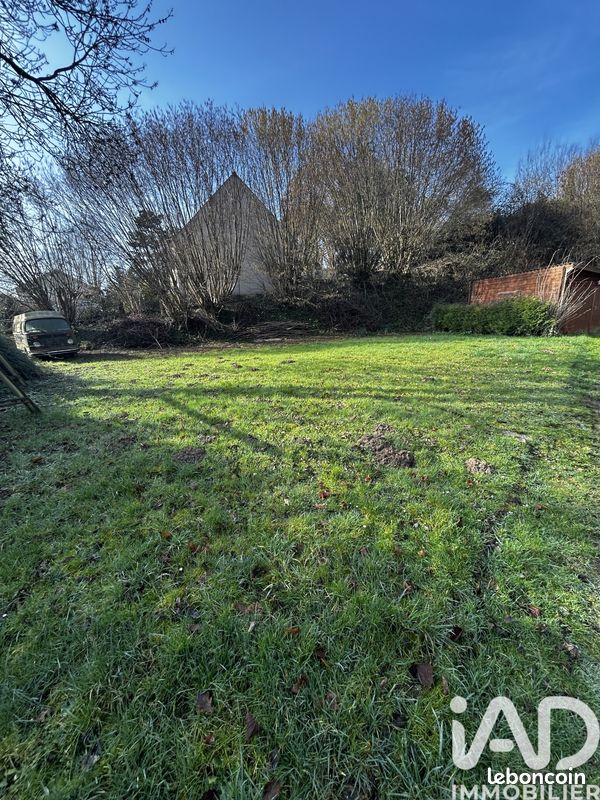 Terrain 650 m² · à Chambly · 650 m² · 82 000 €