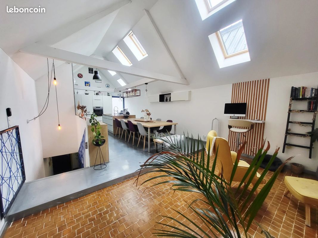 Appartement 4 pièces 130 m² · à Lys-lez-Lannoy · 130 m² · 279 000 €