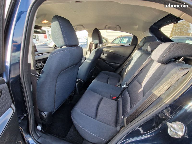 Mazda MAZDA 2 1.5 E-SKYACTIV G M HYBRID 90CH ELEGANCE 2022 (image 8)